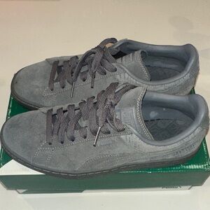 Puma Men's Charcoal Suede Classic  Sneakers
